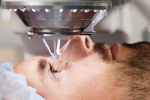 5_vorteile_der_femto_lasik_korrektur_von_fehlsichtigkeit-www-1400x765